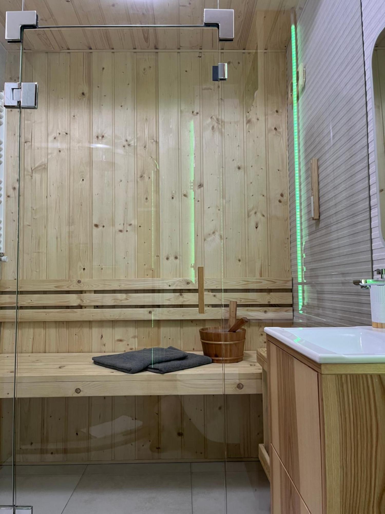 Jesionowe Apartamenty Nad Odra, Stare Miasto, Sauna W Jednym, Klimatyzacja , Garaz Podziemny 0 Zl, Odra River , Old Town, New Building, Air Conditioning, Sauna-One, Underground Garage Free วรอตซวาฟ ภายนอก รูปภาพ